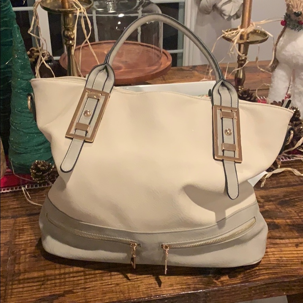 Blue Magnolia Large Tote: cream, light gray, gold